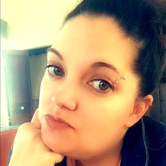 Meet your Posher, Corey - Picture 2 of 6